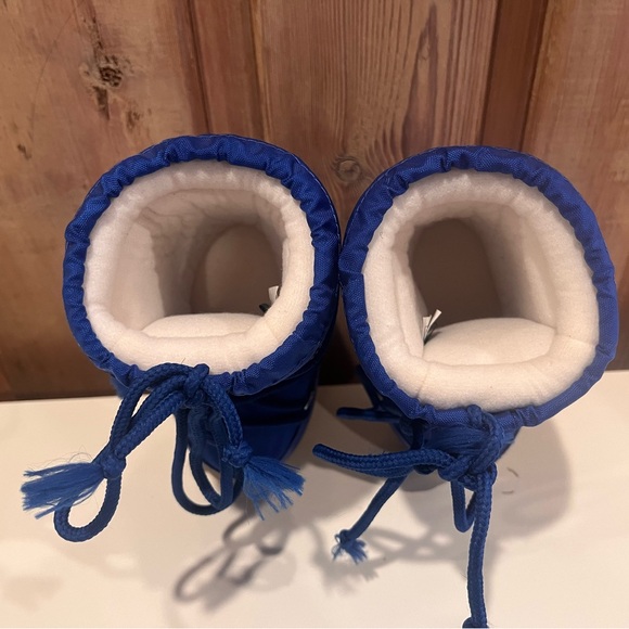 NWOT Toddler Moon Boot- Winter - Picture 6 of 7